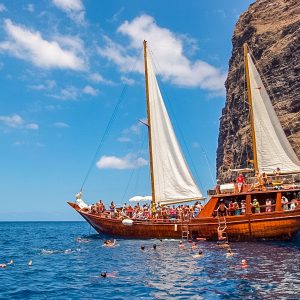 Rejs na wieloyby i klify Los Gigantes